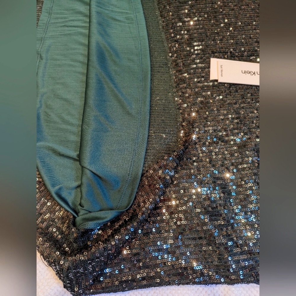 ✨HP✨ NWT Calvin Klein Women Plus Sequined Dark Green V Neck Cami Size 1X - Picture 4 of 6